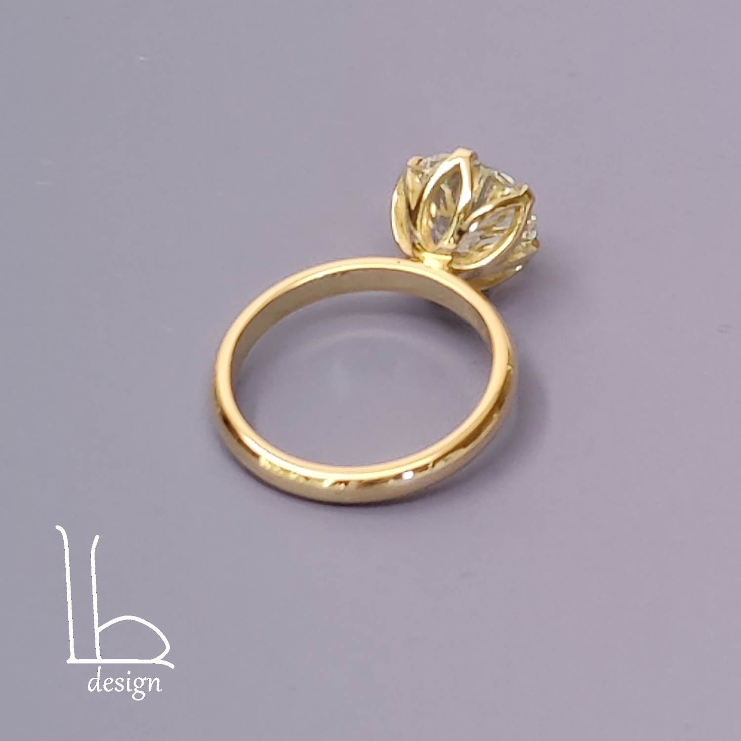ring M 2
